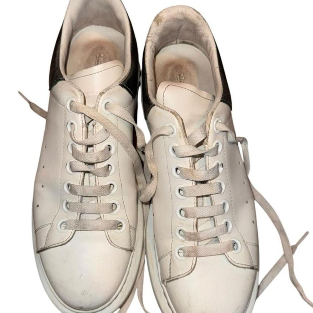 Authentic alexander mcqueen white and silver